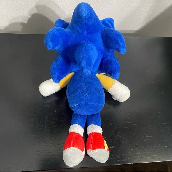 Sega Sonic the Hedgehog  9”Plush Stuffed Animal Toy Blue - Picture 3 of 7